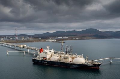 Japan to keep stake in Russian energy project in Sakhalin