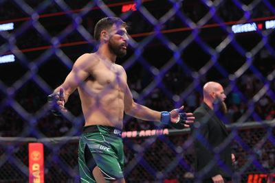 Yair Rodriguez to UFC champ Alexander Volkanovski: ‘Are you a man of your word?’