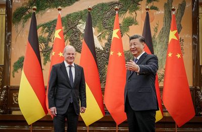 Scholz and Xi agree Russia would cross a line with nuclear weapons in Ukraine