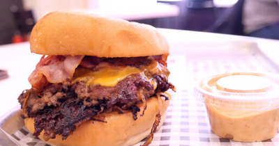 We tried juicy smash burgers in Dublin and they were divine