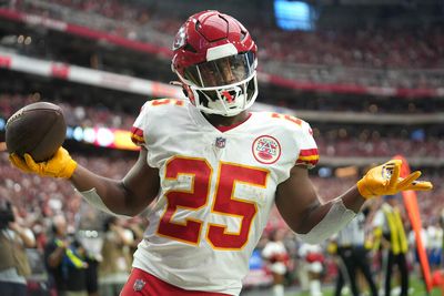Chiefs nominate RB Clyde Edwards-Helaire for NFL’s Salute to Service Award