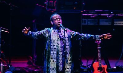 Youssou N’Dour review – Senegalese superstar is on magnificent form