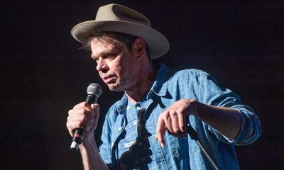 Rich Hall: ‘America is on the edge of the apocalypse – Britain is a shuffling of weird ghoulish political figures’