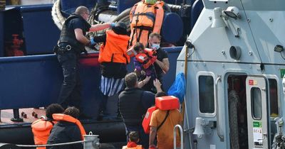 Glasgow residents with spare room urged to take in teen asylum seekers