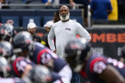 Lovie Smith says Texans defense ‘fought hard’ vs. Eagles in Week 9