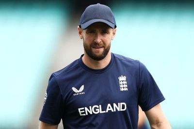 Mark Wood ‘worried’ about England’s return to Pakistan after Imran Khan attack