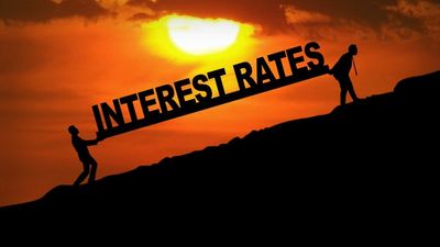 Fed Rate Hikes Spawn 5% Yields for Safe Bonds