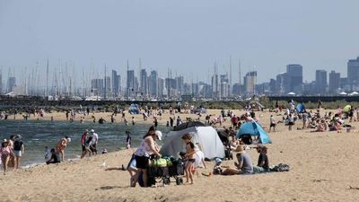 Poor water quality recorded at Victorian beaches after month of severe flooding