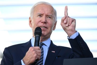 Biden tries sunny message, but Trump signals 2024 comeback