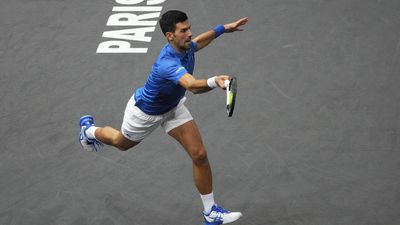 Djokovic races into semis at Paris Masters as injured Alcaraz retires