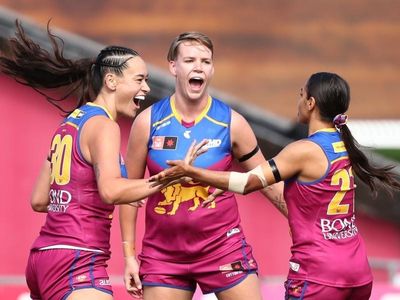 Lions tame Tigers in AFLW qualifying final