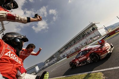 Real Honda at centre of FCY SUPER GT overtake controversy