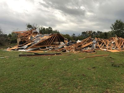 One dead, more injured after tornadoes rip through Texas and Oklahoma, destroying homes