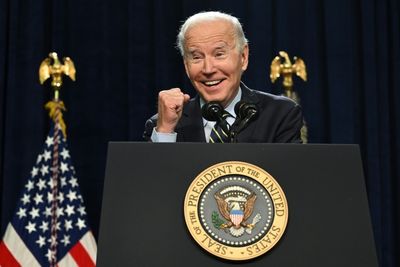 Biden, Obama, Trump target key US state in countdown to midterms