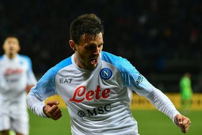 Napoli eight points clear after fighting past rivals Atalanta