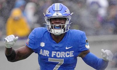 Air Force Football: The Falcons Bring Home the Commander-in-Chief’s Trophy