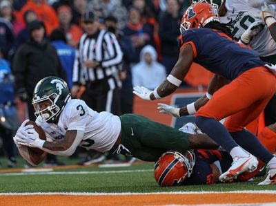 Best photos from Michigan State football’s road win over No. 16 Illinois