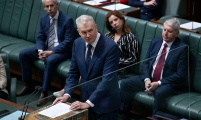 Labor agrees to amend workplace bill but pushback over multi-employer pay deals persists