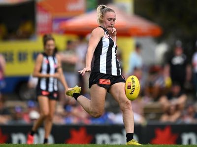 Pies beat Bulldogs in AFLW finals thriller