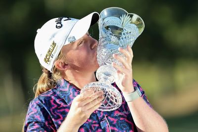 Dryburgh stays calm to win LPGA Japan Classic