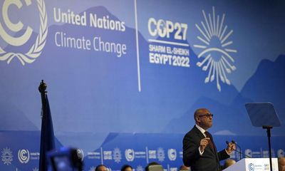 Cop27 gets off to delayed start after tussle over agenda for talks