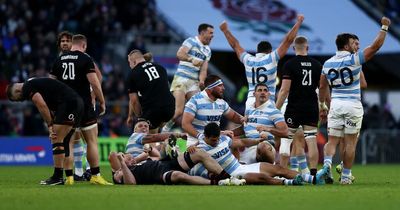 Argentina stun England at Twickenham to send ominous warning to Wales