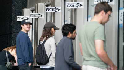Nearly 70% of voters decided on midterm candidates before September