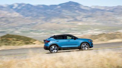 Volvo Global Plug-In Car Sales Rebound To 20,000 In October 2022