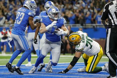 Packers fail late, lose fifth-straight game with 15-9 defeat to Lions