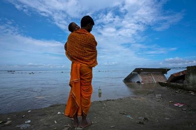 AP PHOTOS: In India, river erosion engulfs villages