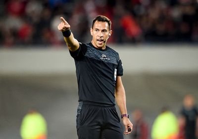 World Cup-bound referee shows 10 red cards in Argentina cup final
