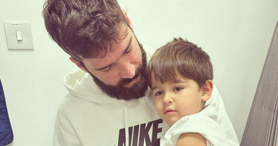 Alisson and Natalia Becker comfort son during hospital trip