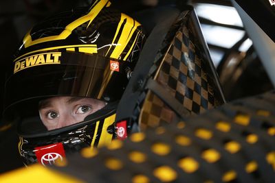 Bell: Racing in NASCAR Phoenix finale "tough" after Coy Gibbs passing