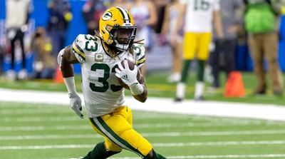 Report: Aaron Jones Avoids Serious Ankle Injury