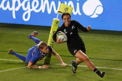 Black Ferns boogie to the big dance