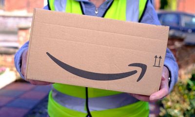 Amazon facing UK box shortages for Black Friday as DS Smith workers vote to strike