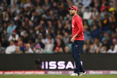 England concern over Dawid Malan fitness could see Phil Salt face India