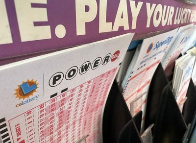 How much you'll pay in taxes for Powerball $1.9 billion jackpot