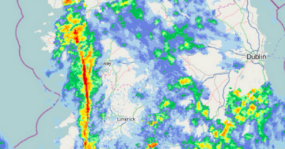 Ireland weather: Expert spots 'severe' thunderstorm warning on radar as Ireland faces brutal conditions