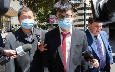 Teen Optus scammer pleads guilty to blackmail
