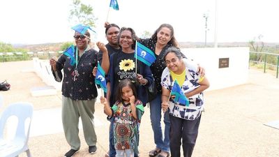 Torres Strait Islander flag to fly permanently at Anzac Hill in Alice Springs