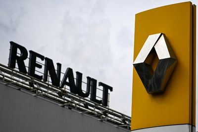 Renault unveils sweeping overhaul for electric future