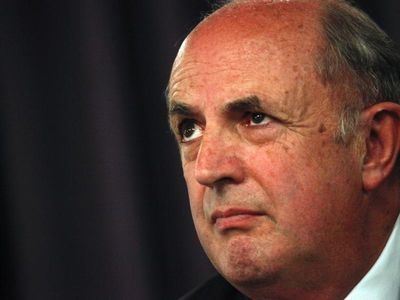 Former cabinet minister Peter Reith dies