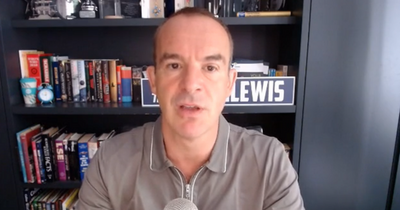 Martin Lewis issues energy warning as experts predict price rise for bills next year