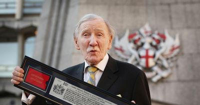 Carry On and Harry Potter star Leslie Phillips has died, aged 98
