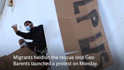 Migrants stuck on rescue ship in Sicily call for help