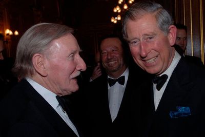 Leslie Phillips, 'Carry On' star, voice of Sorting Hat, dies