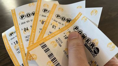 Powerball ticket sold in California wins record $2.04 billion lottery jackpot