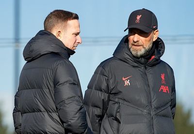 Liverpool focused on pitch matters, not takeover talk, says Pep Lijnders