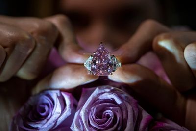 18-carat pink diamond expected to auction off for up to $35M